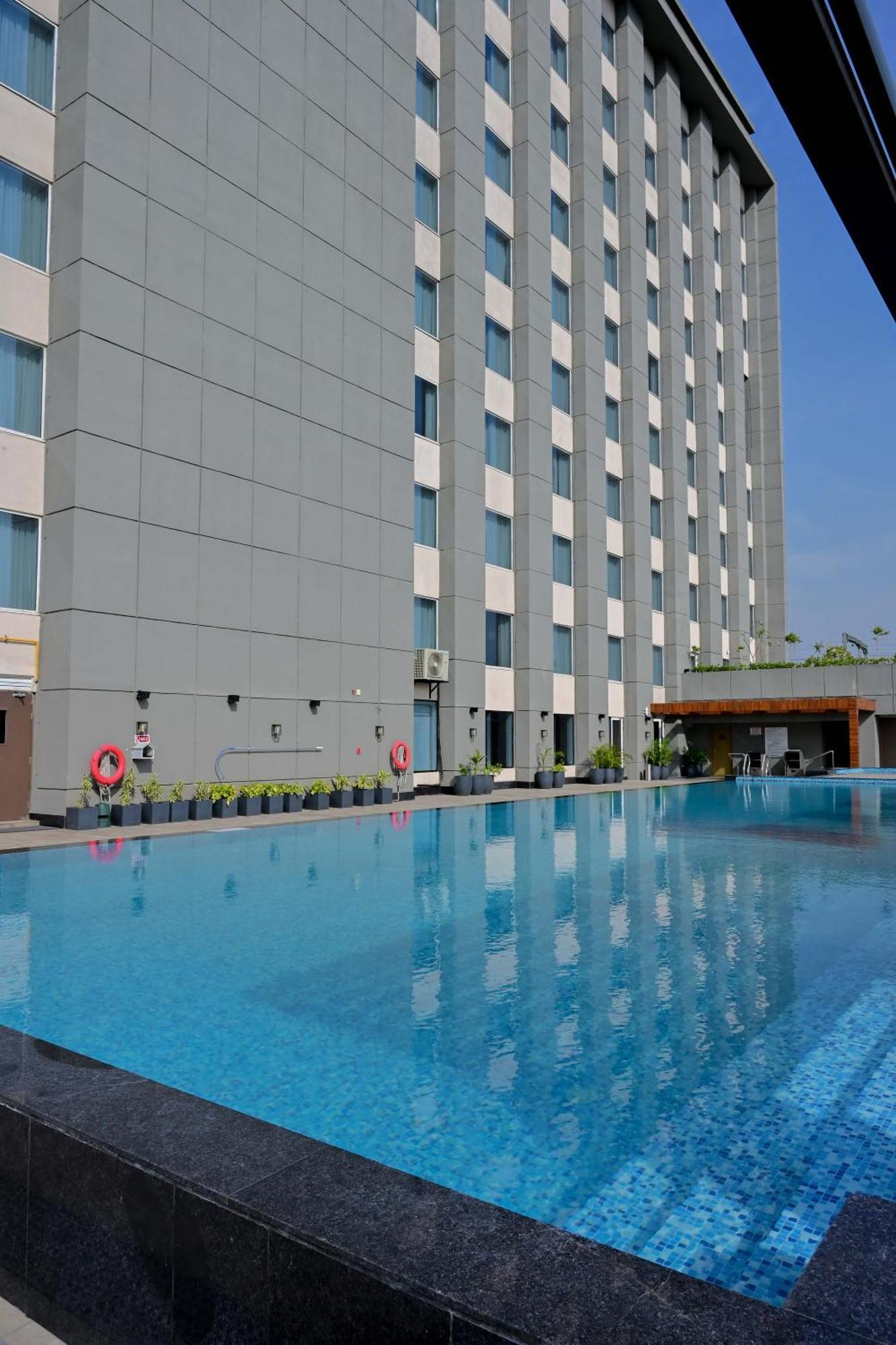 Holiday Inn Lucknow Airport By Ihg 외부 사진