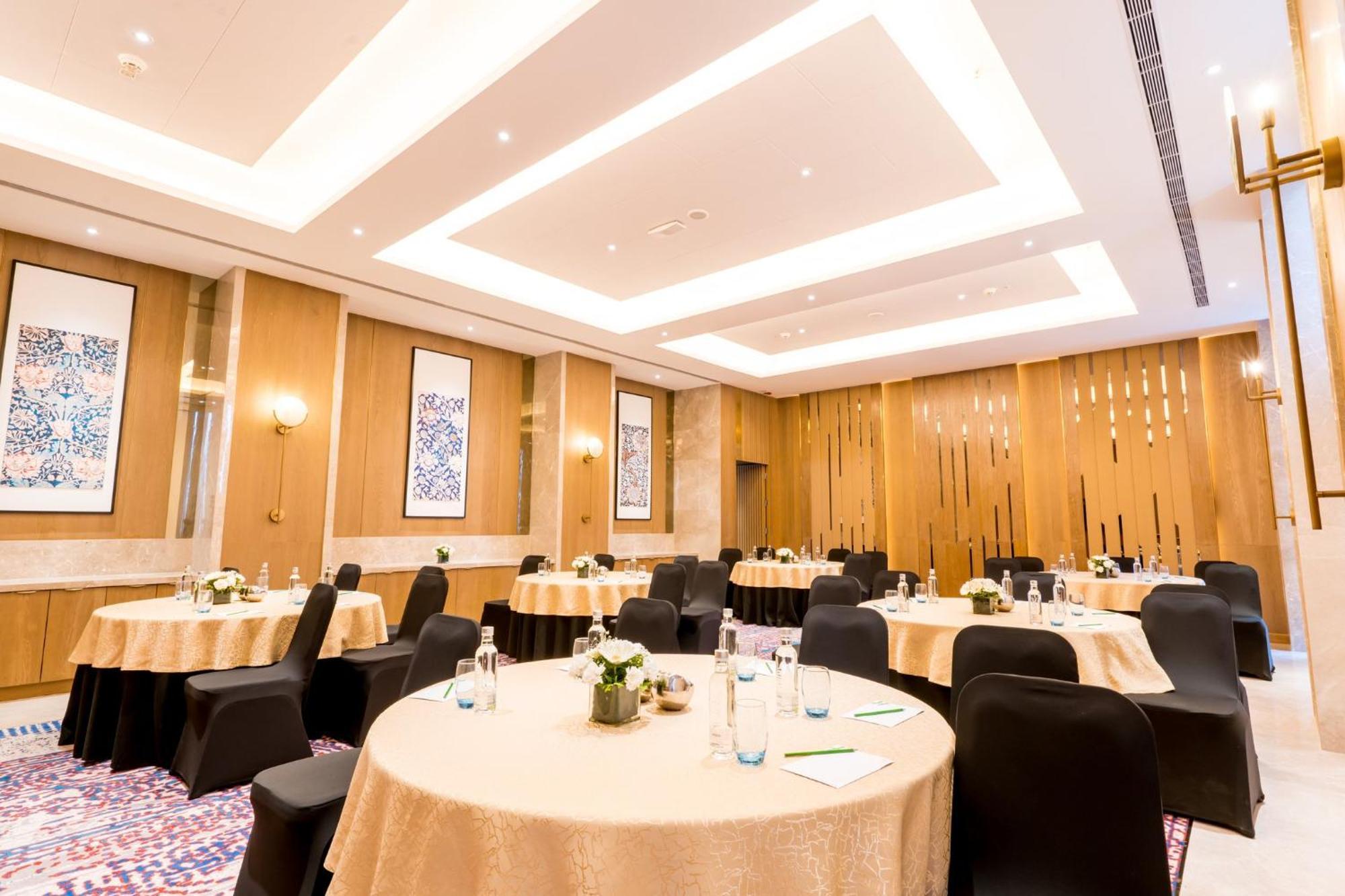 Holiday Inn Lucknow Airport By Ihg 외부 사진
