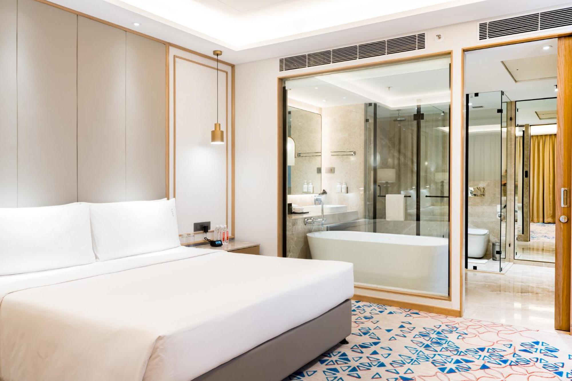 Holiday Inn Lucknow Airport By Ihg 외부 사진